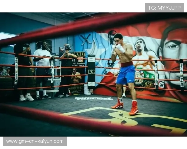 本纳维德兹继续发布备战动态，引发关注