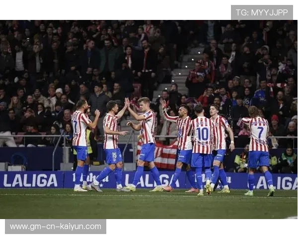 马德里竞技禁区前沿多次尝试